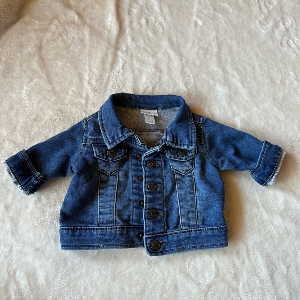 Baby Girl Bundle – Sz 0-6 Months | Denim Jacket, Corduroy Dress & Floral Onesie - Picture 9 of 10